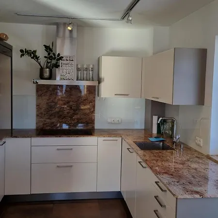 Mitterleithengut Apartment