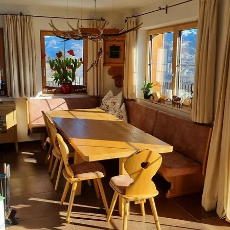 Mitterleithengut * צל-אם-זי